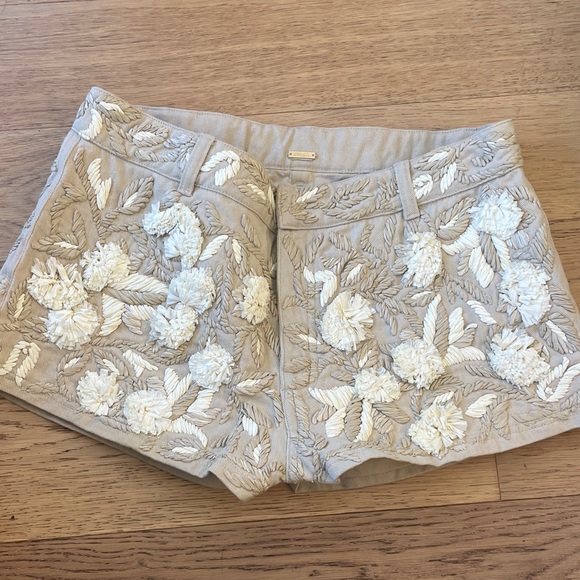 CULT GAIA  MSRP $850  Kian shorts Embroidered Floral Beige Women's Shorts - Picture 9 of 13